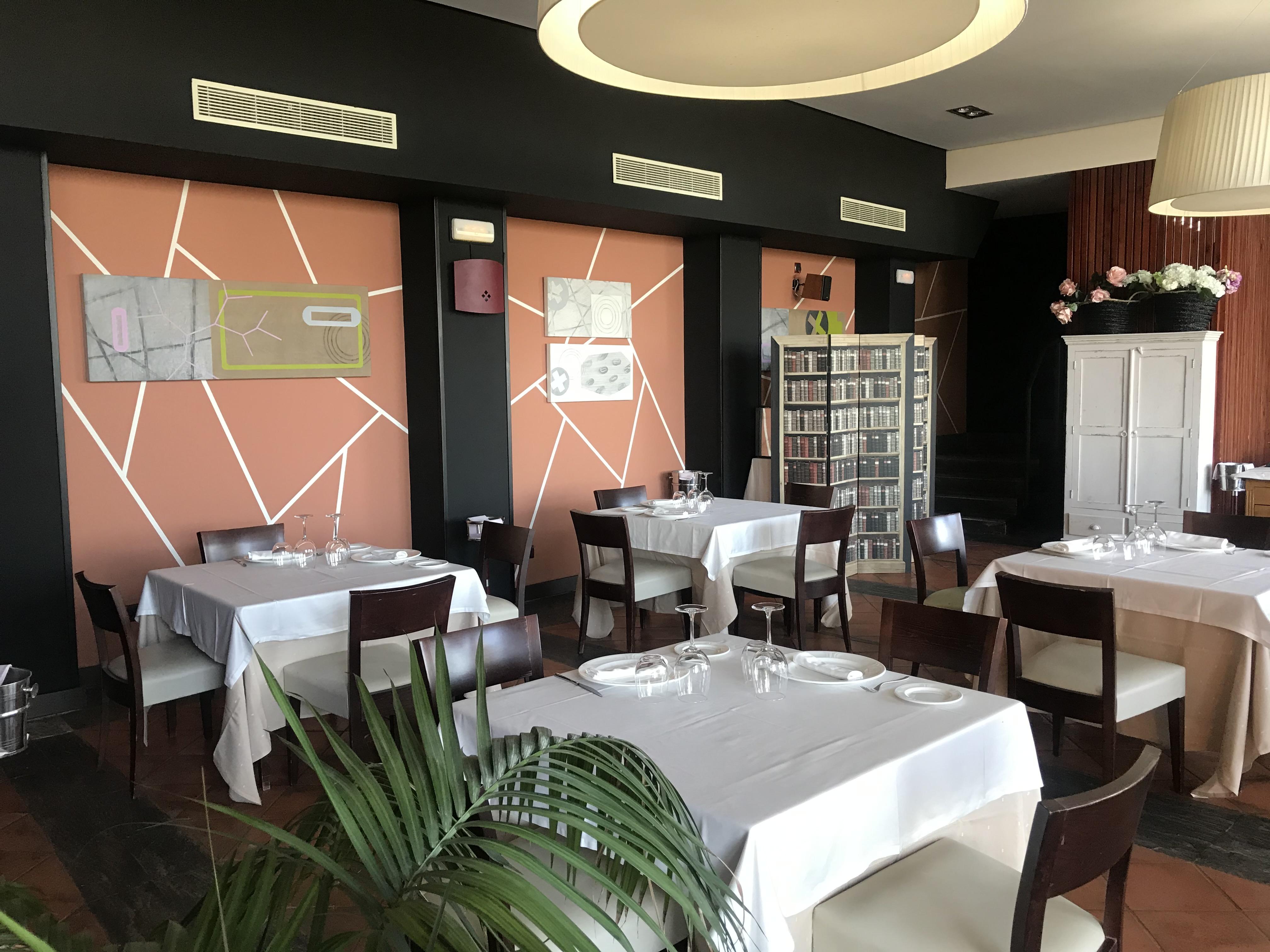 Hotel Cigarral El Bosque Toledo Exterior photo Restaurant in Italy